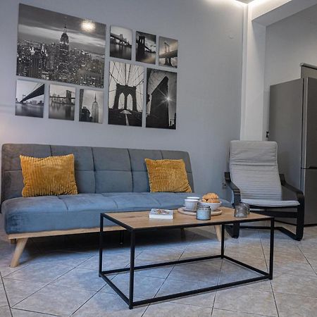 Thalia Apartments Kalamata Exterior photo